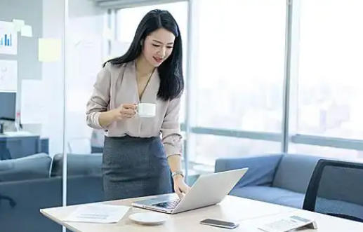 城阳租车 城阳汽车租赁 中心轮播图3